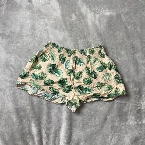 Tropical leaf shorts